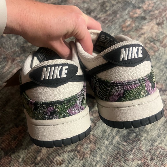 NWT Nike Dunk Low Next Nature ‘Floral Tapestry’ Size 8 - Picture 6 of 6